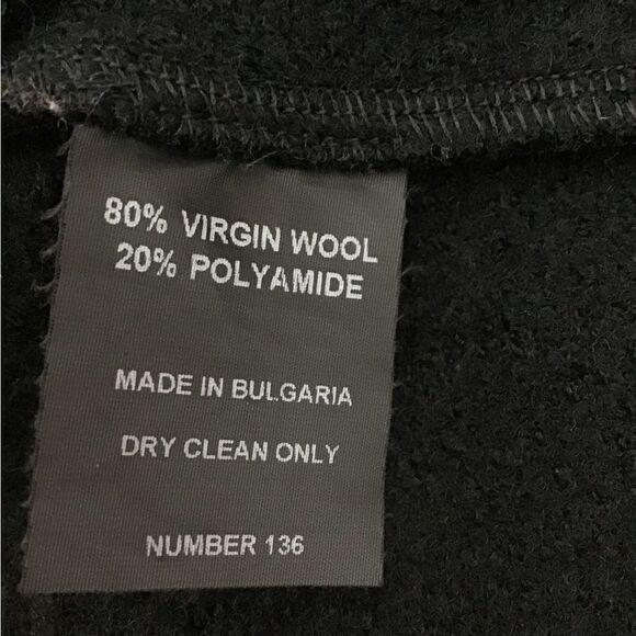 Marcellamoda Black Hooded Belted Wrap Asymmetrical Hem Sweater Size Medium - Picture 9 of 15